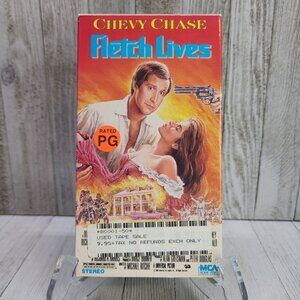 Fletch Lives VHS Tape 1989 - Chevy Chase - MCA Home Video